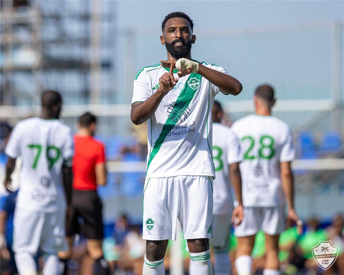 الأهلي السعودي يفوز بثنائية على إلتشي الإسباني وديًا