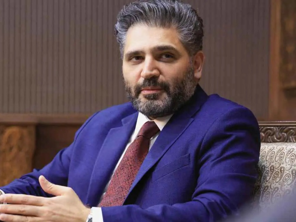 وزير الثقافة “بعد نجاح حملة دير العز مستمرون إلى كل المحافظات”