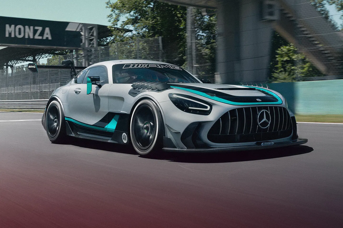 هذه هي سيارة مرسيدس-AMG GT2 Edition W16