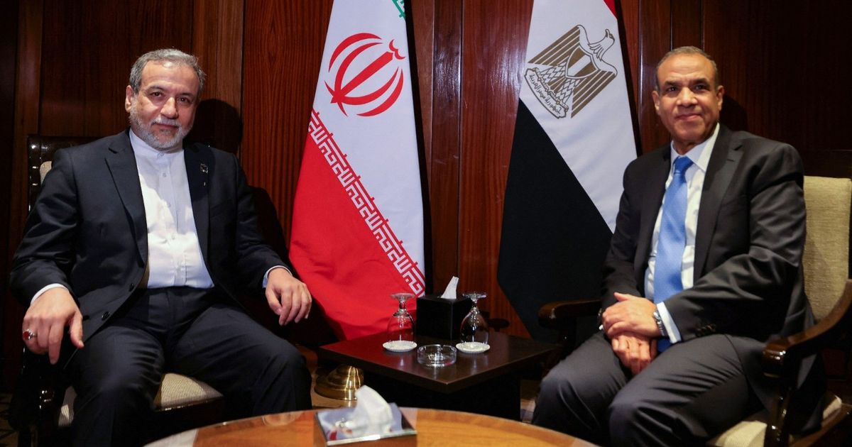 توافق مصري إيراني على التعاون بشأن أمن الملاحة في البحر الأحمر