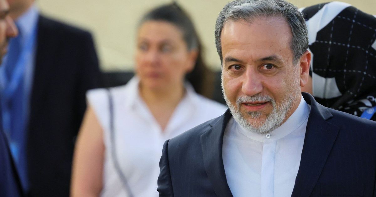 إيران: لا يمكن قطع العلاقة مع الوكالة الذرية تماماً.. والمحادثات مع الترويكا مستمرة