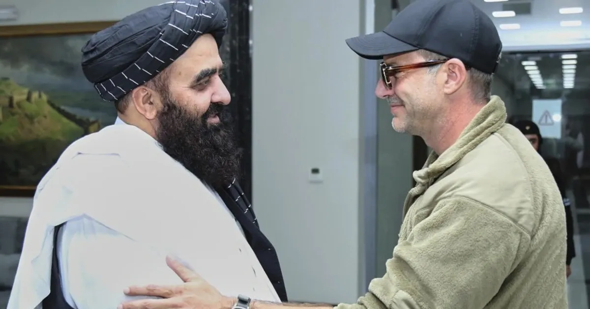 من الانتقادات إلى الصفقات.. مقاربة ترمب الجديدة مع طالبان
