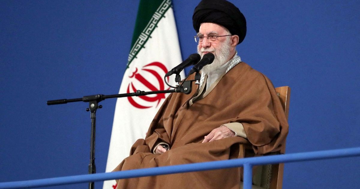 المرشد الإيراني: لن نلجأ لأنصاف الحلول في ردنا على إسرائيل