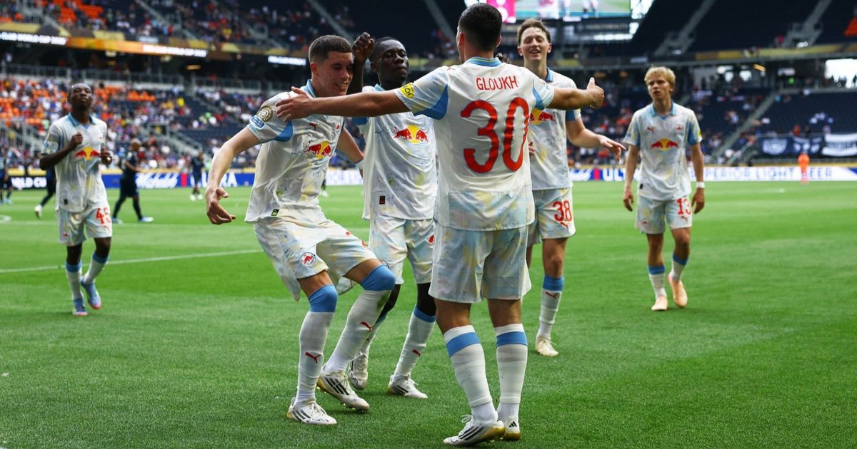 بعد توقف 90 دقيقة.. سالزبورغ يفوز ويتصدر مجموعة الهلال وريال