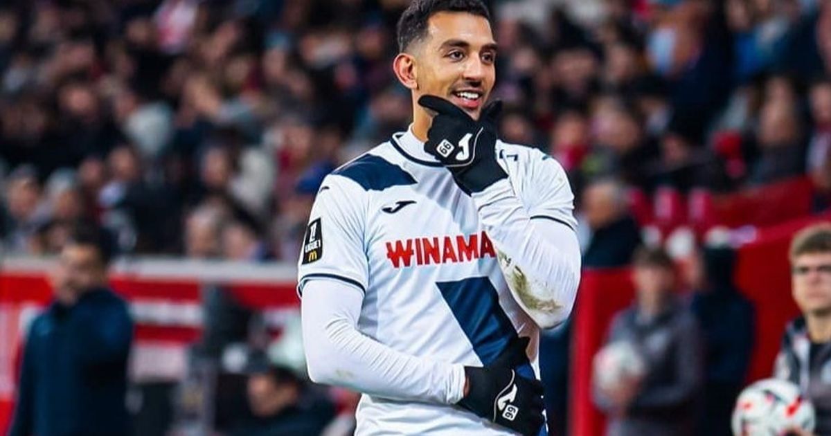 إيقاف المصري "كوكا" لاعب لوهافر 4 مباريات بسبب "شعار المثلية"