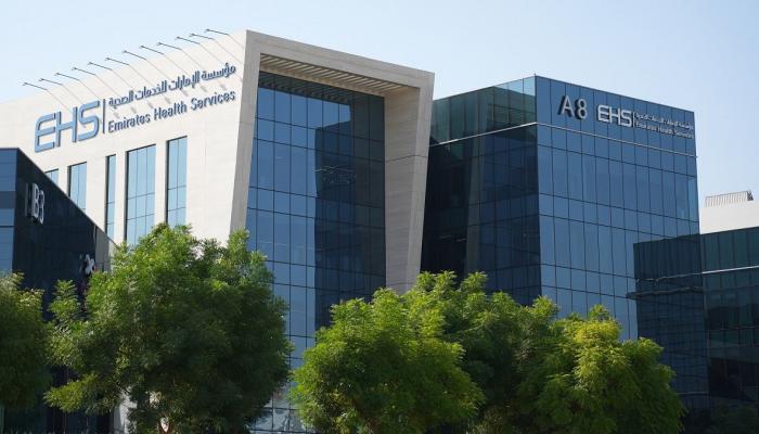 «الإمارات الصحية» تحدث نقلة نوعية في جراحات الأذن بتقنية «الإكسوسكوب»
