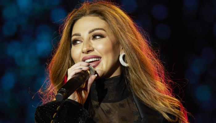 إطلالة ميريام فارس في «موازين» تثير الجدل حول تغيّر ملامحها