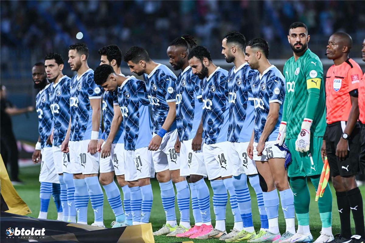 بيراميدز يرد عبر "بطولات" على أنباء وجود مديونيات لـ هدرسفيلد الإنجليزي