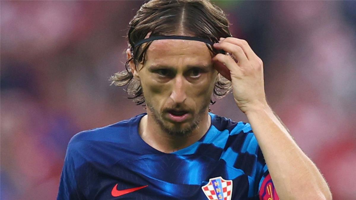 سبورت: مودريتش يوجه رسالة خفية إلى ريال مدريد بعد تألقه مع كرواتيا