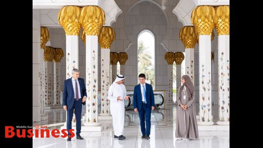 Deputy PM of Moldova visits Sheikh Zayed Grand Mosque in Abu Dhabi