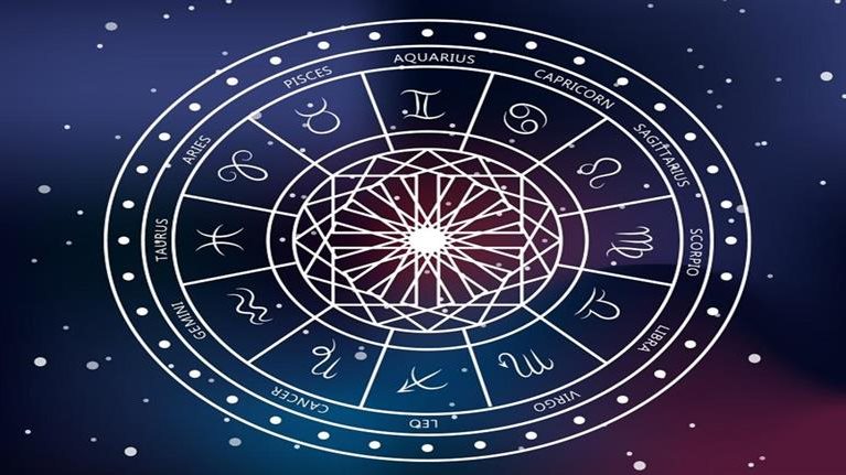 حظك اليوم وتوقعات الأبراج الأحد 25 مايو 2025 على الصعيد الصحي والمهني والعاطفي
