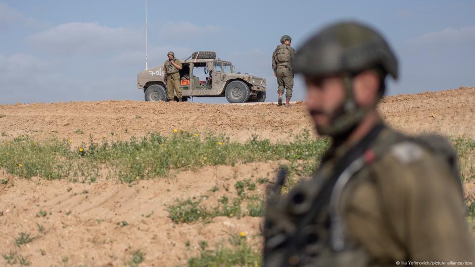 مقتل 4 جنود إسرائيليين في غزة وسط نقص كبير في عديد الجيش