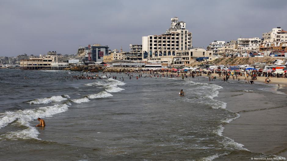 حوافز ومدن ذكية في ريفييرا غزة.. ماذا يقول القانون الدولي؟