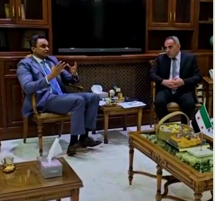 اتفاق وزير الزراعة مع نائب المدير القطري لبرنامج الغذاء العالمي … لتعويض المزارعين عن أضرار الحرائق في الساحل السوري