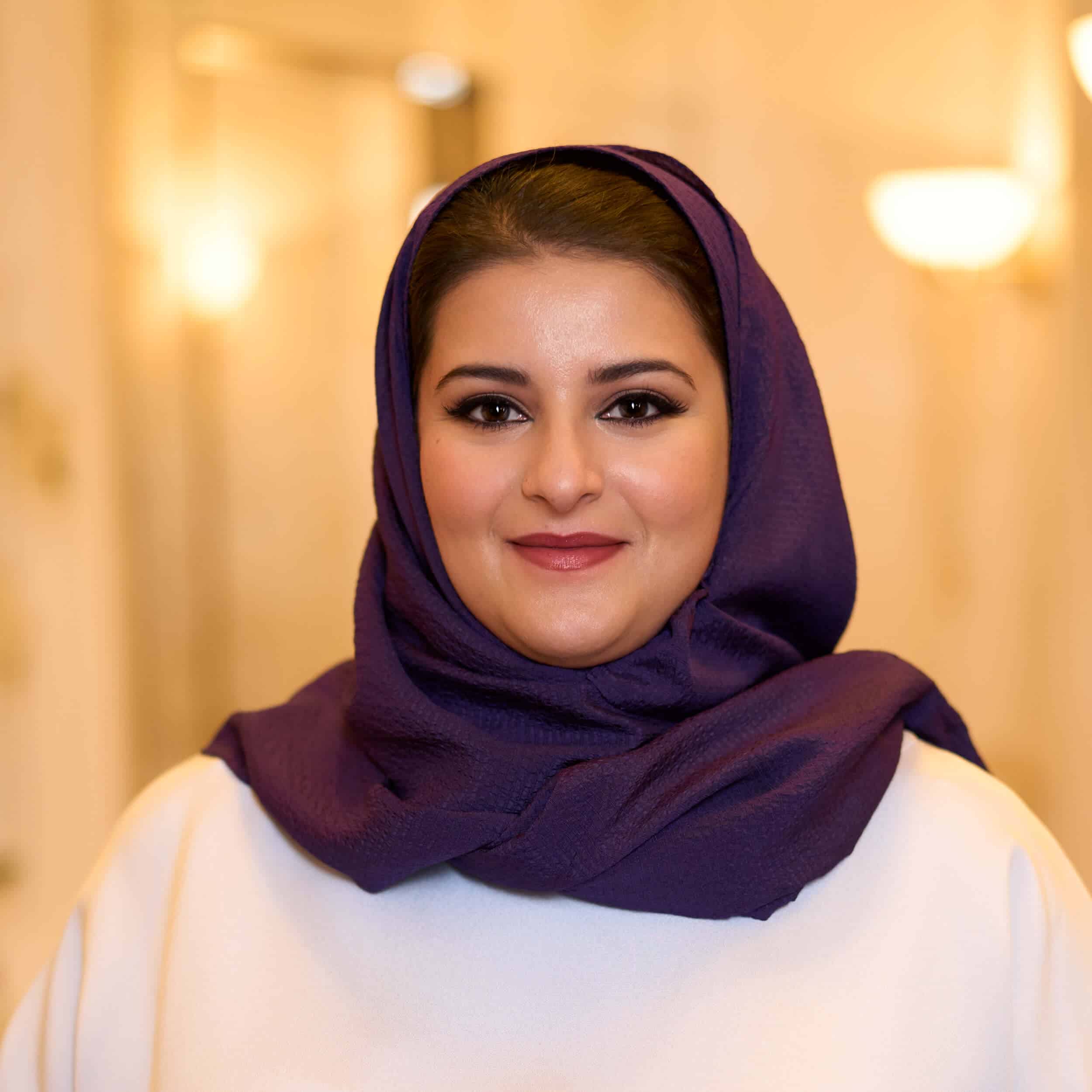 سارة السحيمي.. سيدة السوق المالية وصانعة التحول الاقتصادي
