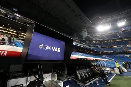 اتحاد كرة القدم : نحن بصدد طرح تقنية (VAR) في الملاعب الأردنية - ملاعب