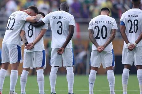 الهلال يعلن أسباب اعتذاره عن المشاركة في كأس السوبر السعودي - ملاعب