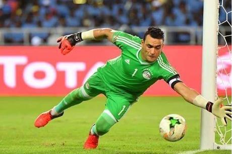 الحضري: بونو أحد أفضل 3 حراس في العالم - ملاعب
