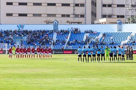 شاهد.. جمهور الأهلي يهاجم الخطيب في مدرجات ملعب المحلة - ملاعب