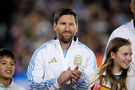 ميسي يعلن خوضه مباراته الأخيرة مع الأرجنتين في تصفيات مونديال 2026 - ملاعب