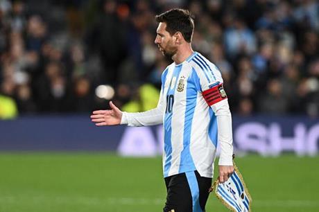 عاجل : ميسي يحقق إنجازا غير مسبوق في مسيرته - ملاعب