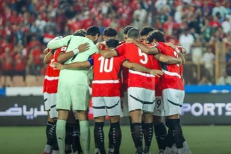 منتخب مصر يتلقى ضربتين قبل المواجهة الحاسمة ضد بوركينا فاسو في تصفيات كأس العالم - ملاعب