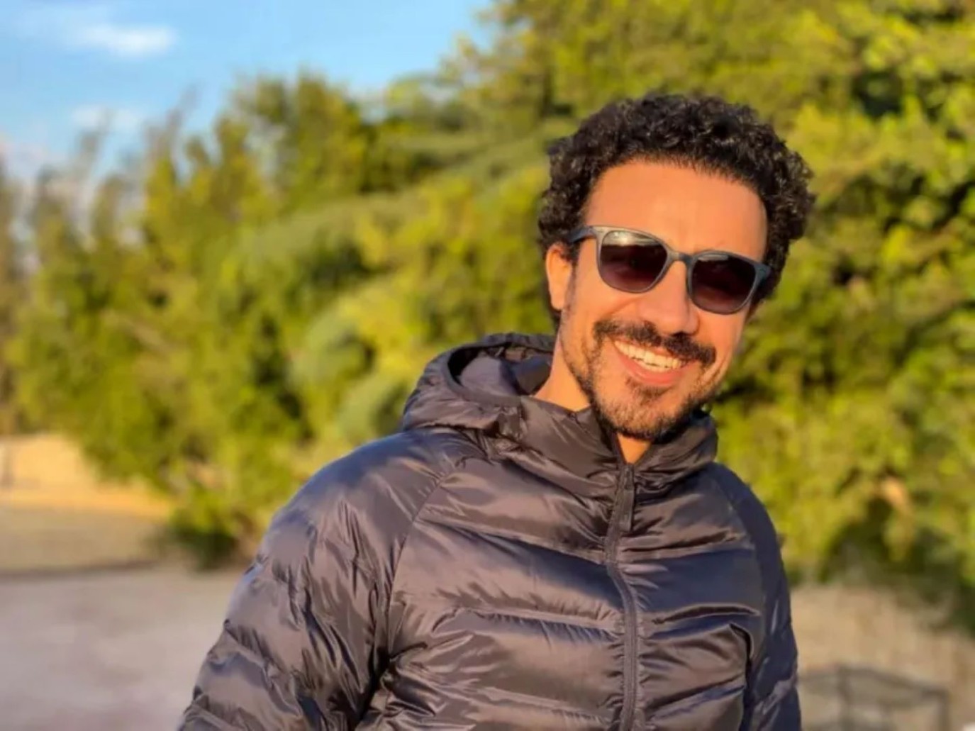 بالتزامن مع بدء تصويره.. أحمد داود برفقة هؤلاء النجمات في كواليس فيلم إذما