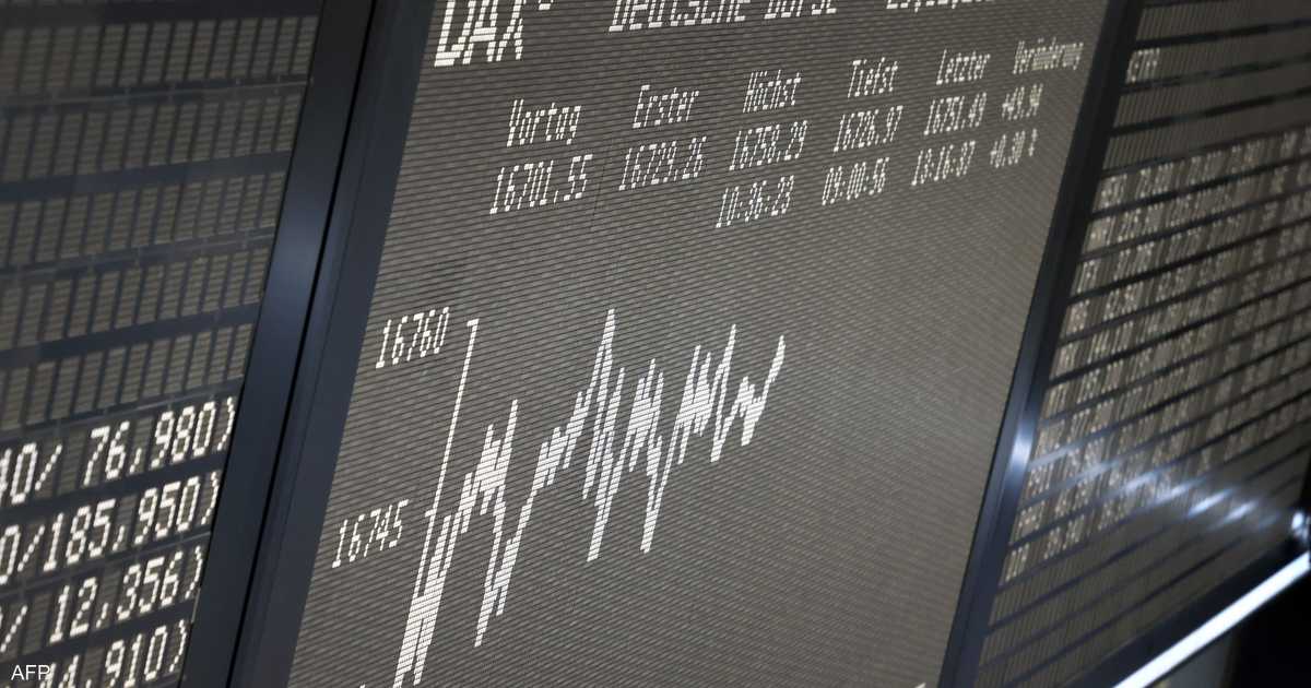 "داكس" الألماني يهبط بعد توقعات قاتمة للشركات