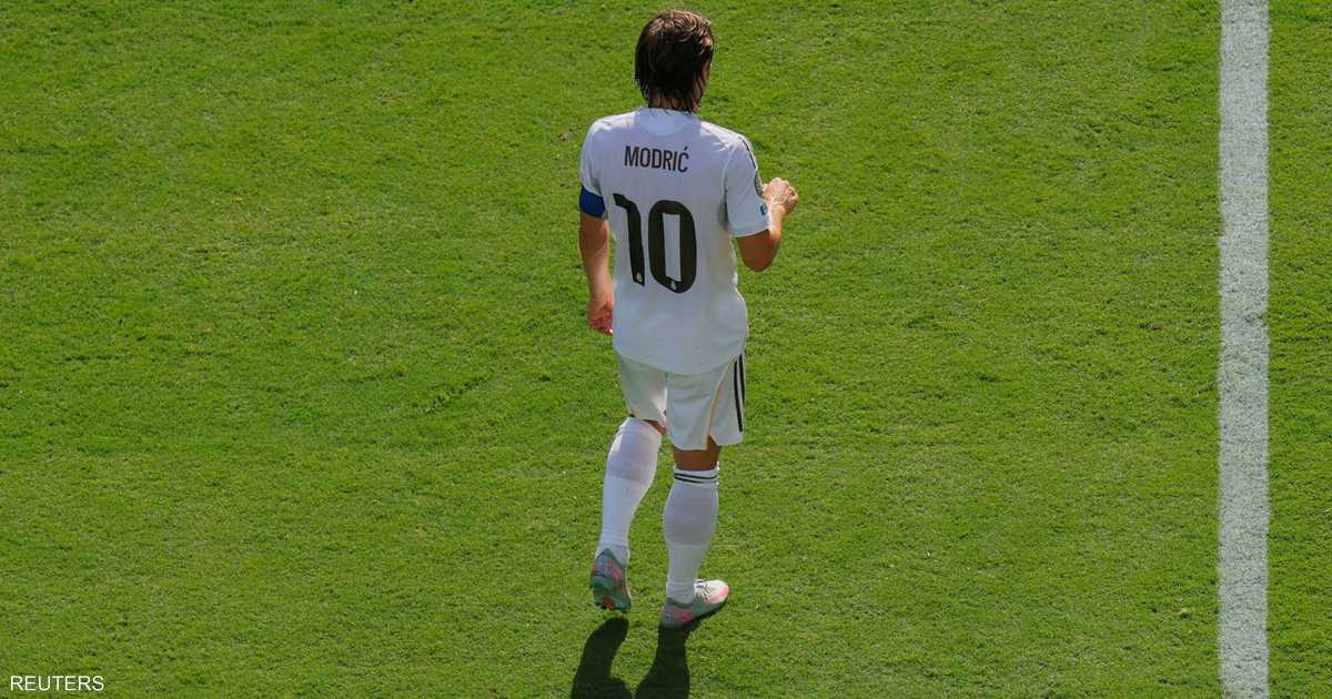 ميلان الإيطالي يعلن ضم لوكا مودريتش رسميا