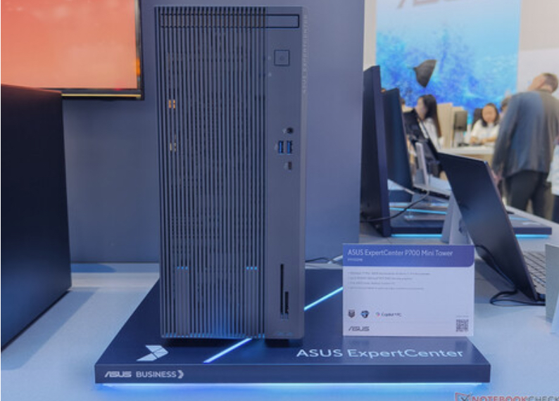 ASUS تكشف عن ExpertCenter P700